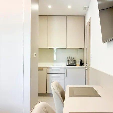 Lägenhet Cozy In With Wifi