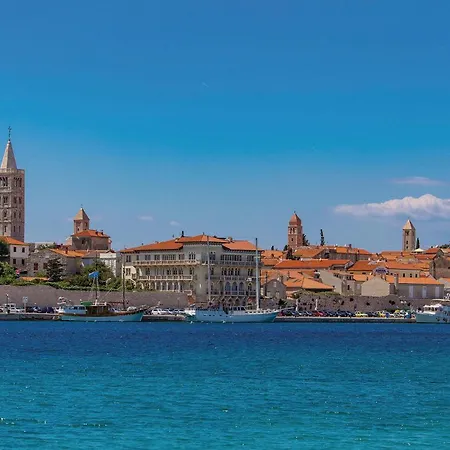 Apartment Cozy In With Wifi